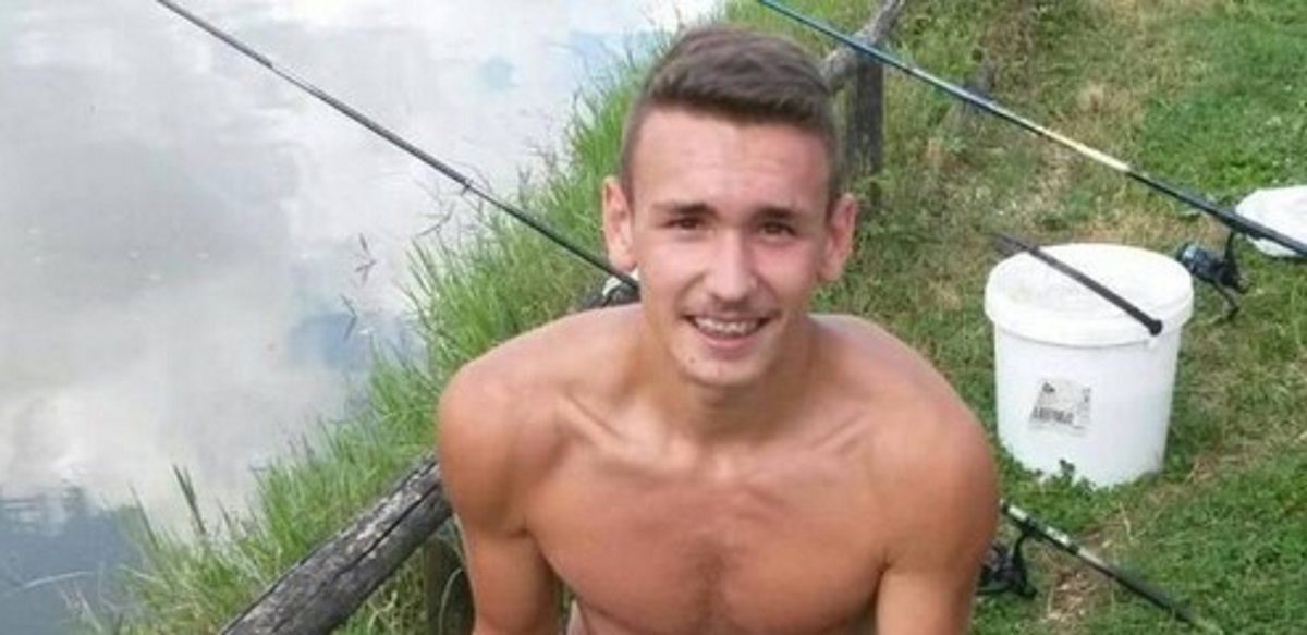 Emanuele Morganti, lo zio: "Hanno sputato sul suo corpo"