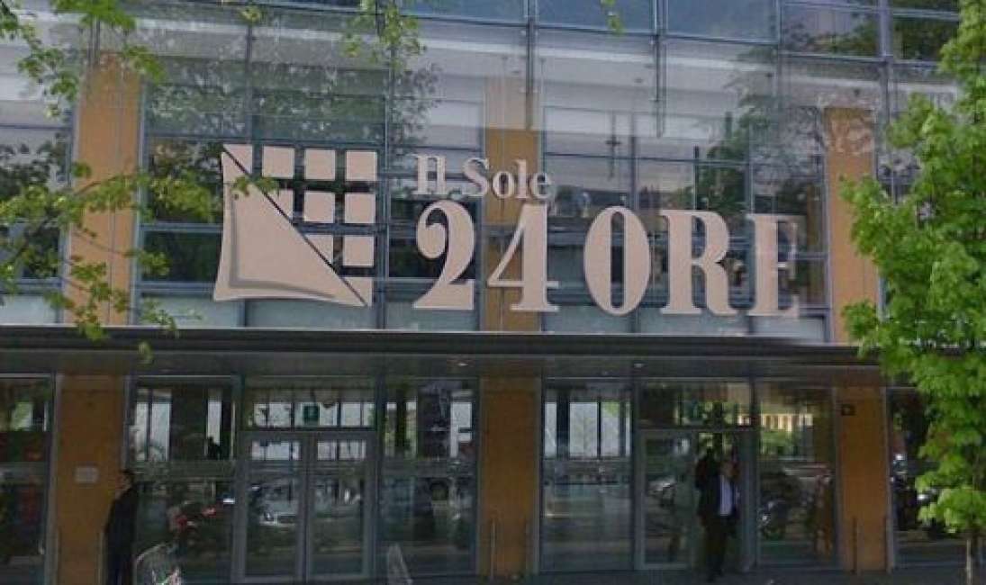 Sole 24 Ore, direttore Napoletano si autosospende. Dietro le vendite altre 5 società