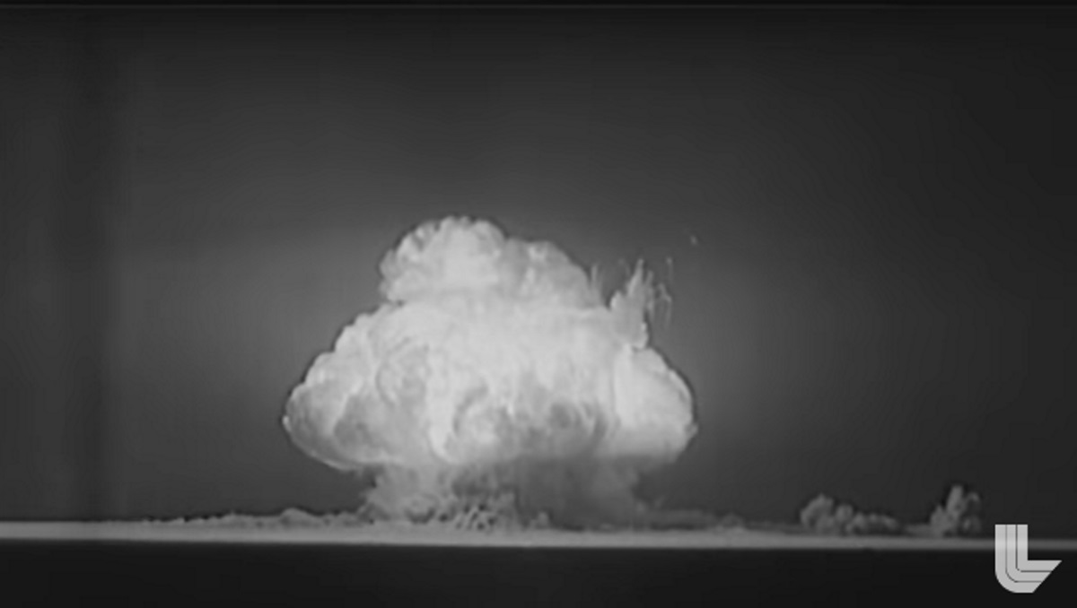 Test nucleari americani su YouTube: tolto il segreto, ecco video e immagini
