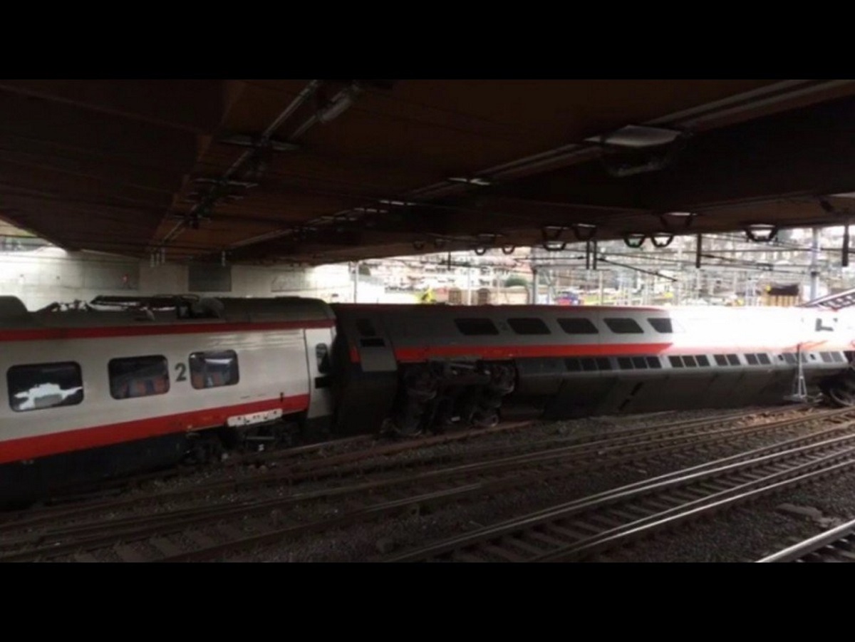 Treno deraglia deraglia a Lucerna: ci sono feriti. Era partito da Milano
