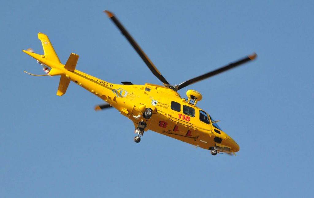 Frosinone, 14enne precipita in un dirupo: è in terapia intensiva