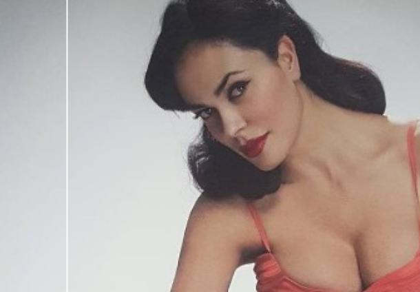 Maria Grazia Cucinotta in autoreggenti a 48 anni: FOTO Instagram