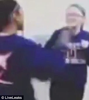 Picchiata in bagno a 12 anni dai bulli: madre denuncia la scuola