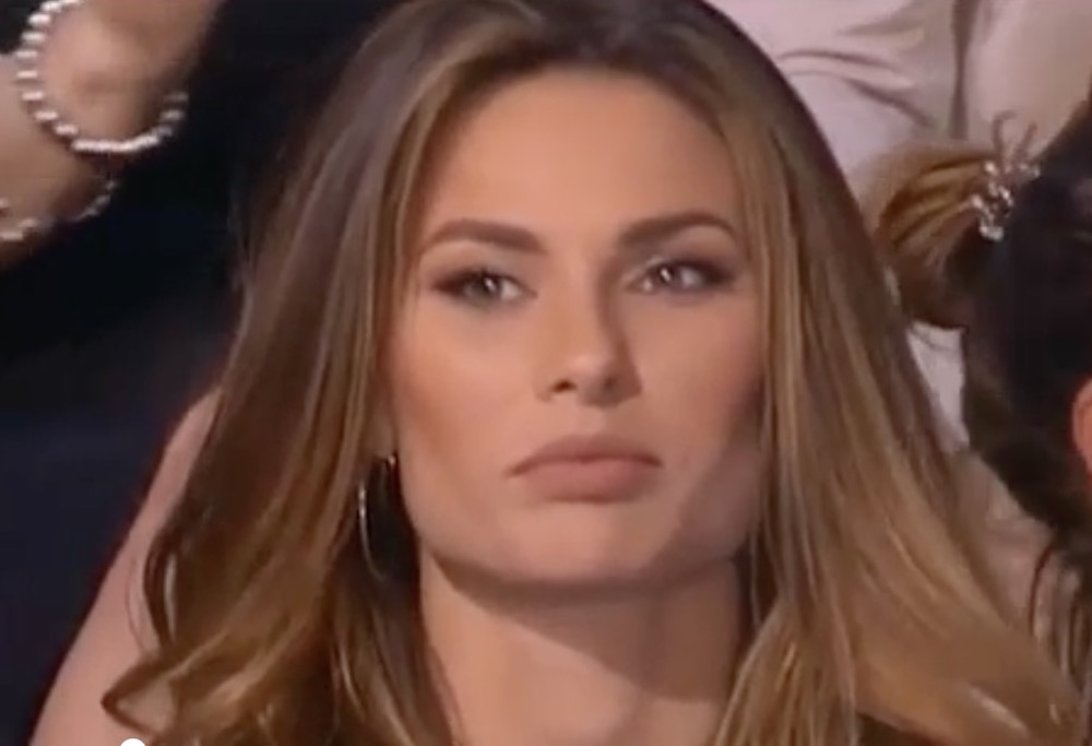 VIDEO Isola dei Famosi, Stefano Bettarini e Dayane Mello: gelo in studio