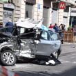 Milano, schianto frontale: pirata della strada fugge e lascia morire il ferito. Caccia all'uomo