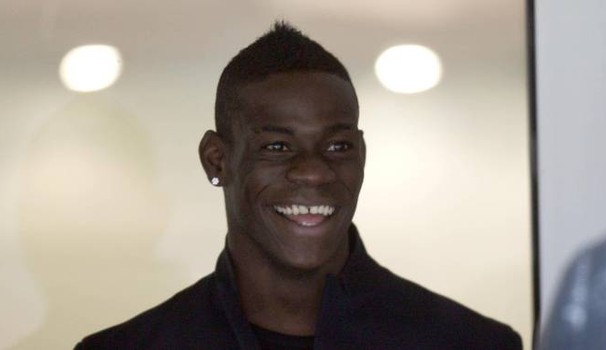 Mario Balotelli, multe per eccesso di velocità per 10mila euro. Ma lui non vuole pagare