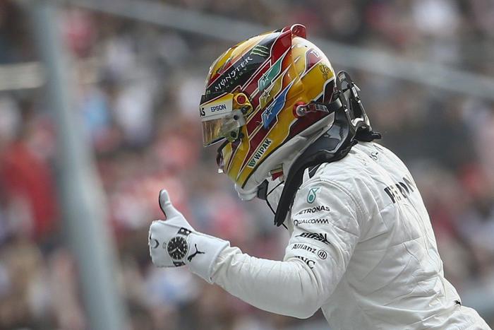 Formula 1, Gp Cina: vince Hamilton, seconda la Ferrari di Vettel07
