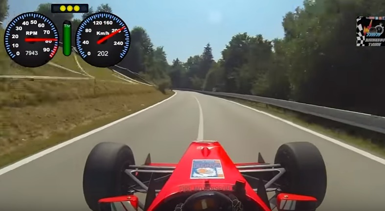 A 271 km/h sulla strada di montagna