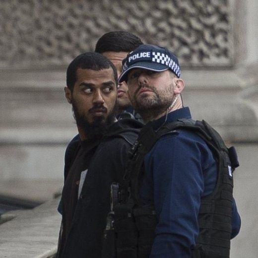 Terrorismo, arrestato a Londra un uomo con coltelli