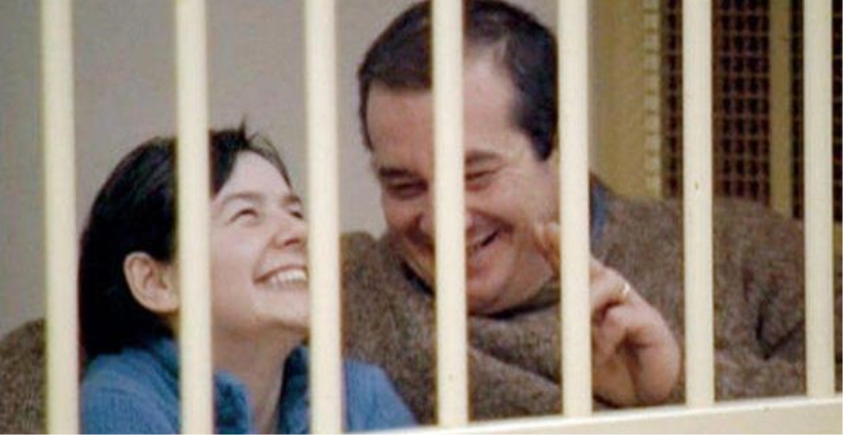 Strage di Erba, i sette nuovi indizi nel processo a Olindo Romano e Rosa Bazzi