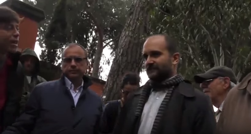 Orfini visita tomba Gramsci. Giovane lo contesta: "Lasciatelo in pace