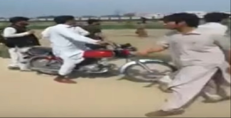 Linciato in un'università del Pakistan per blasfemia