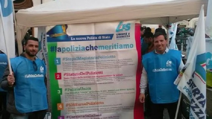 Palermo, niente straordinari in busta paga per 2 poliziotti: condannati alla ferie forzate