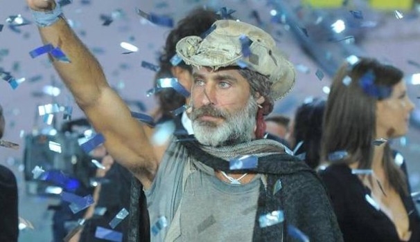 Raz Degan rivela: "Ecco perchè porto sempre la bandana"