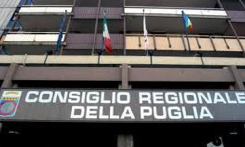 La Regione Puglia come X-Factor: due bandi per i musicisti emergenti