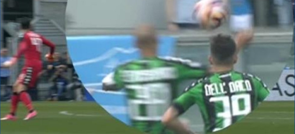 Sassuolo-Napoli 2-2, rigore? No, Cannavaro tocca la palla con la testa