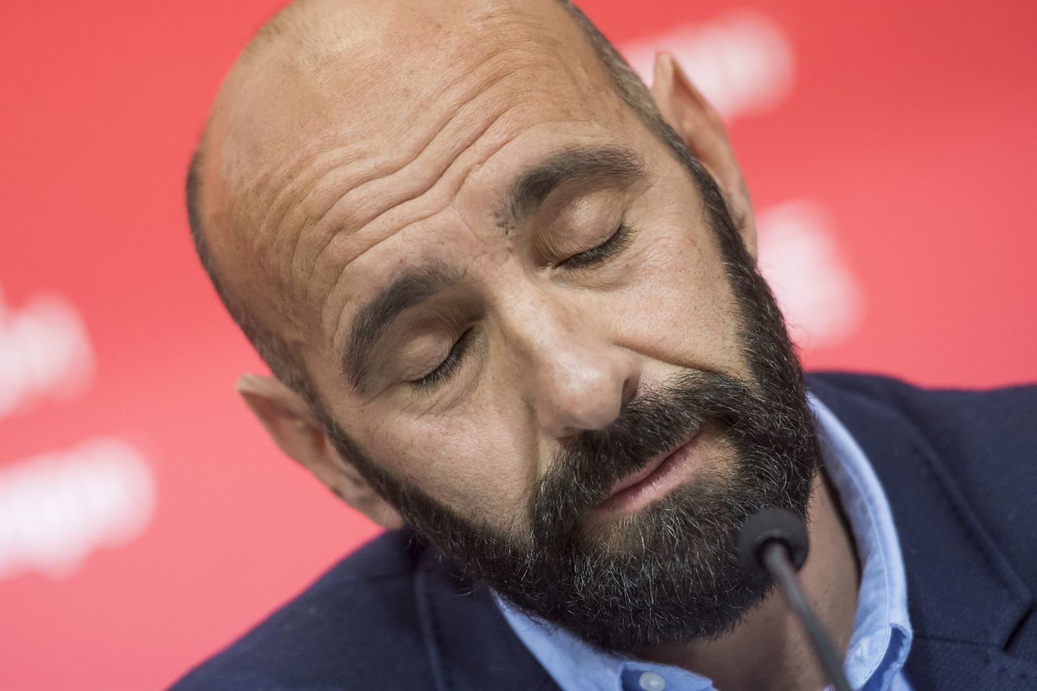 Roma, Monchi si presenta: "Francesco Totti smetterà a fine stagione"