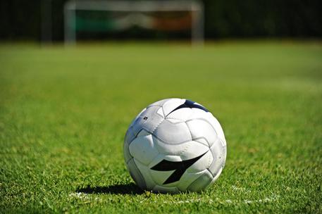 Lega Pro, Taranto: calciatori aggrediti allo stadio. Denunciati 12 ultras
