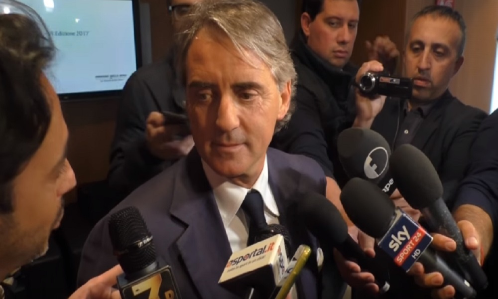 YOUTUBE Roberto Mancini: "Io al Milan? Per ora non c'è assolutamente niente"