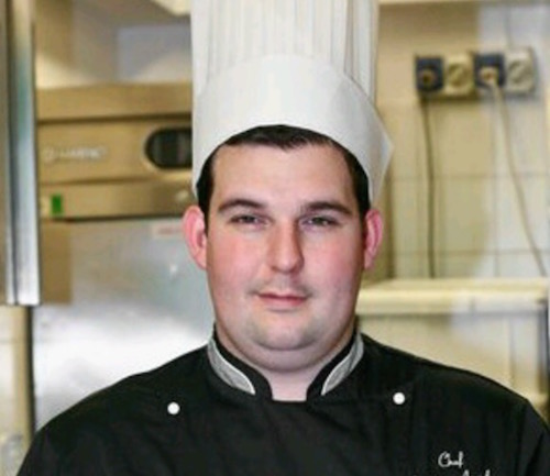 Venezia, chef Christian Angiolin salva una donna dal soffocamento