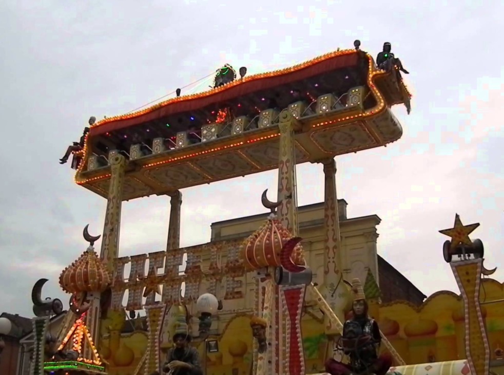 Verbania, Samantha Simeoni, educatrice di ragazzi disabili, muore al luna park con loro