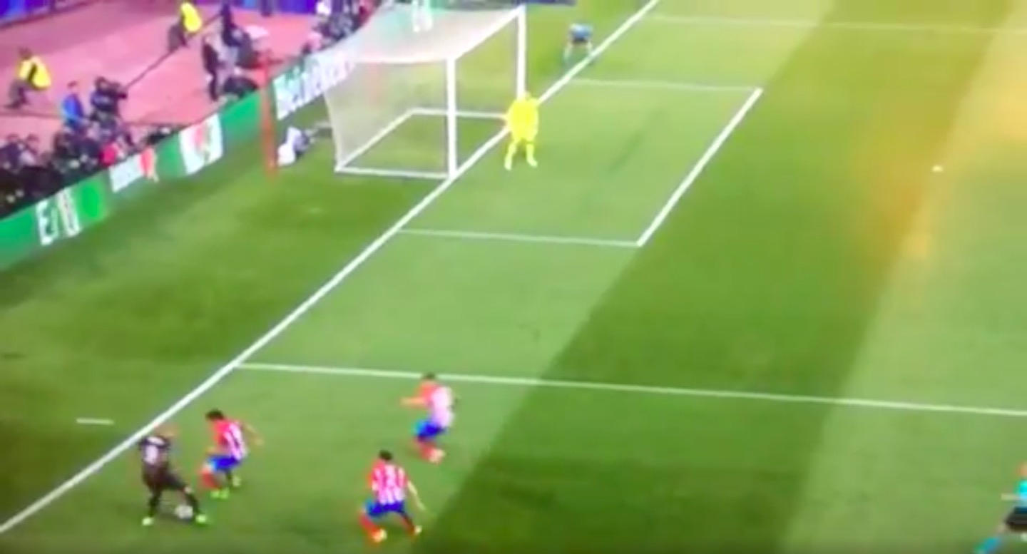 Atletico Madrid-Real, video numero Karim Benzema su gol di Isco