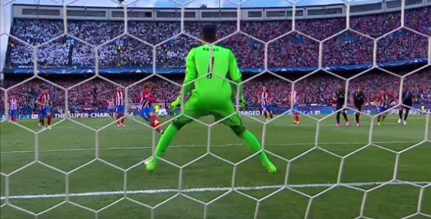 Atletico Madrid-Real, Griezmann rigore irregolare: c'è doppio tocco