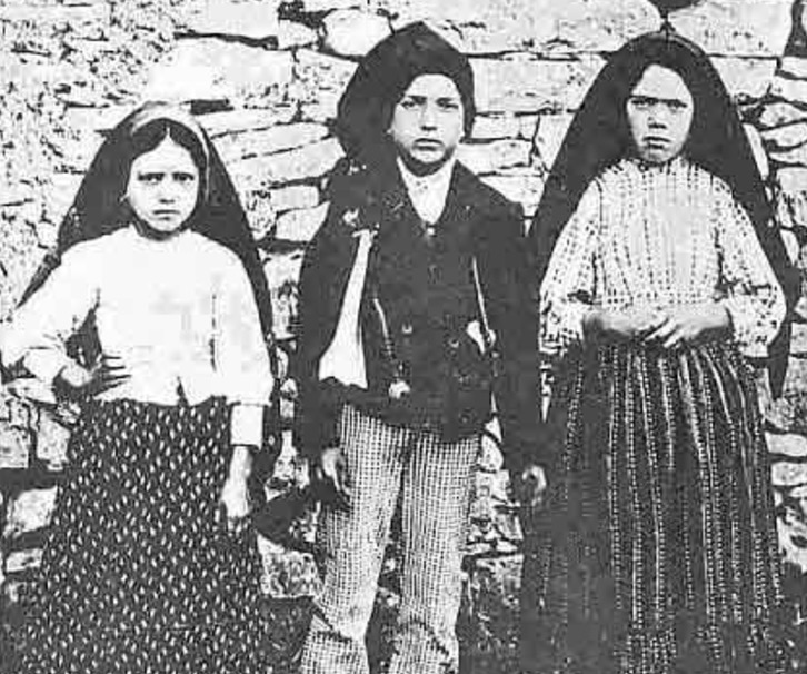 Madonna di Fatima, suor Lucia: "Pregavamo per la Russia credendo fosse una signora cattiva"