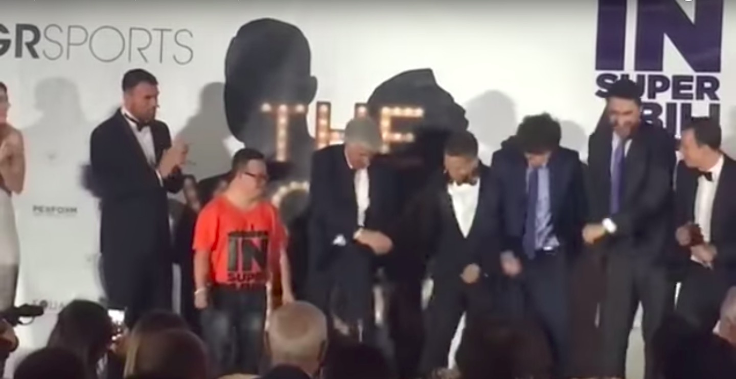 YouTube, Gasperini balla Papu Dance con Gomez e Petagna