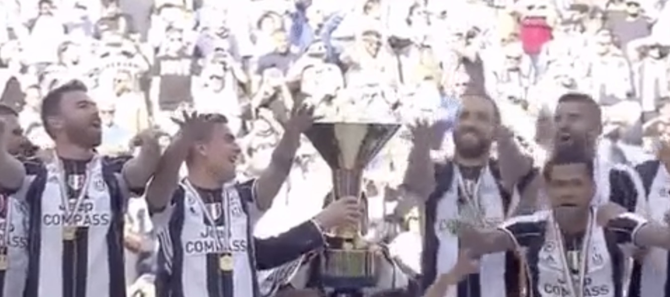 Juventus, sesto scudetto consecutivo: VIDEO con la premiazione