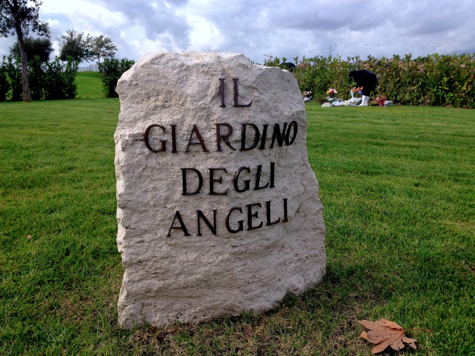 Aborto. Madre deve essere informata: può seppellire il bimbo non nato. La proposta di legge