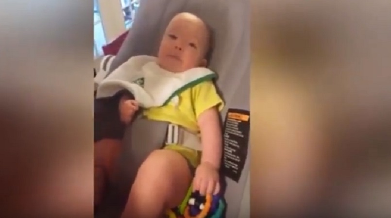 Bennett, il bimbo di tre mesi che dice alla mamma "ti voglio bene"