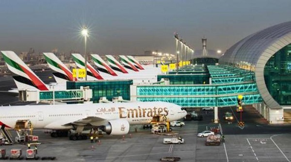 Allarme bomba sul volo Dubai-Londra: passeggeri fatti scendere