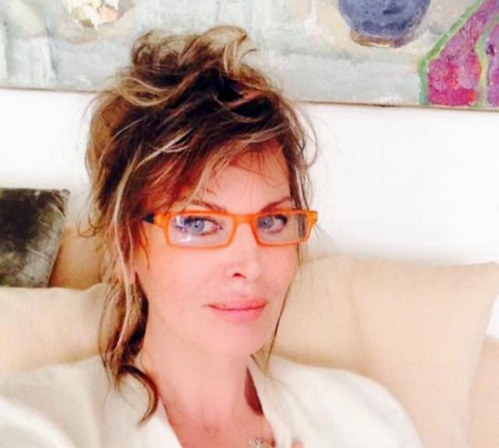 Dalila Di Lazzaro: "Stuprata quando avevo 6 anni, poi violenza da un milionario"