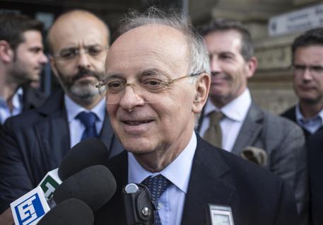 Beppe Grillo abbandona Di Maio e Di Battista per Piercamillo Davigo