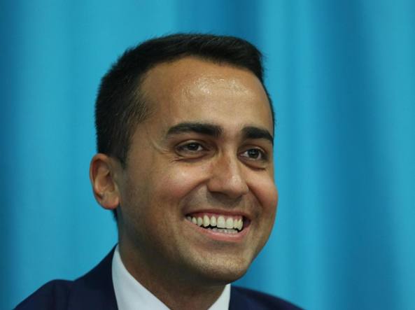 Luigi Di Maio: "Vaccini resteranno obbligatori. L'Ue? Non vogliamo distruggerla"