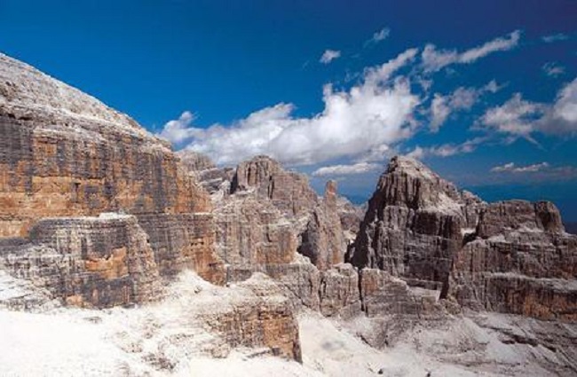 Dolomiti continuano a sgretolarsi, l'allarme degli esperti