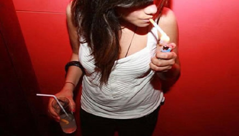 Droghe, gli italiani fanno uso di alcol, cannabis, tabacco e energy drink