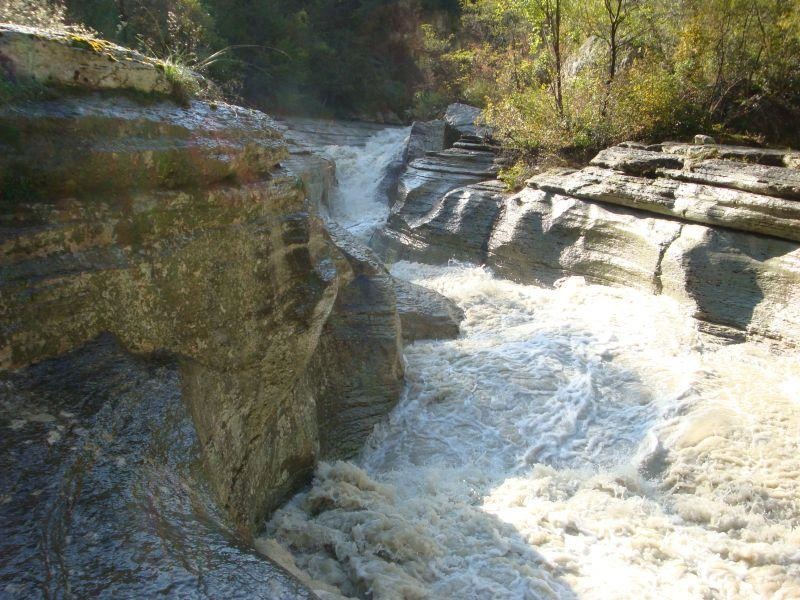 Silvia D'Ercole e Giuseppe Pirocchi si fanno un selfie, cadono nel fiume Orta e muoiono