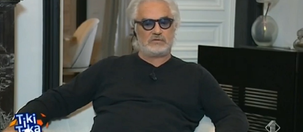 Flavio Briatore litiga con Pardo: "Ma perché venite sempre a rompere i m..... a me?" VIDEO