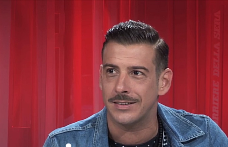 Francesco Gabbani risponde a Manuel Agnelli: "Non lo convinco? Cantatemi una sua canzone"