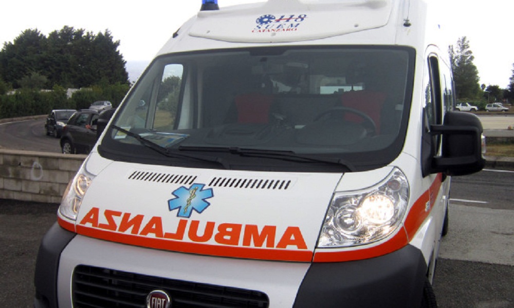 Sestri Levante (Genova): attraversa fuori dalle strisce, anziana viene investita e muore all’ospedale