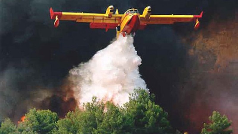 Cefalù, incendio in collina dopo partenza Giro d'Italia. "E' doloso"01