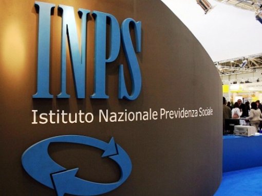 Per Inps era cieco, ma faceva il guardalinee: truffa da 130mila euro