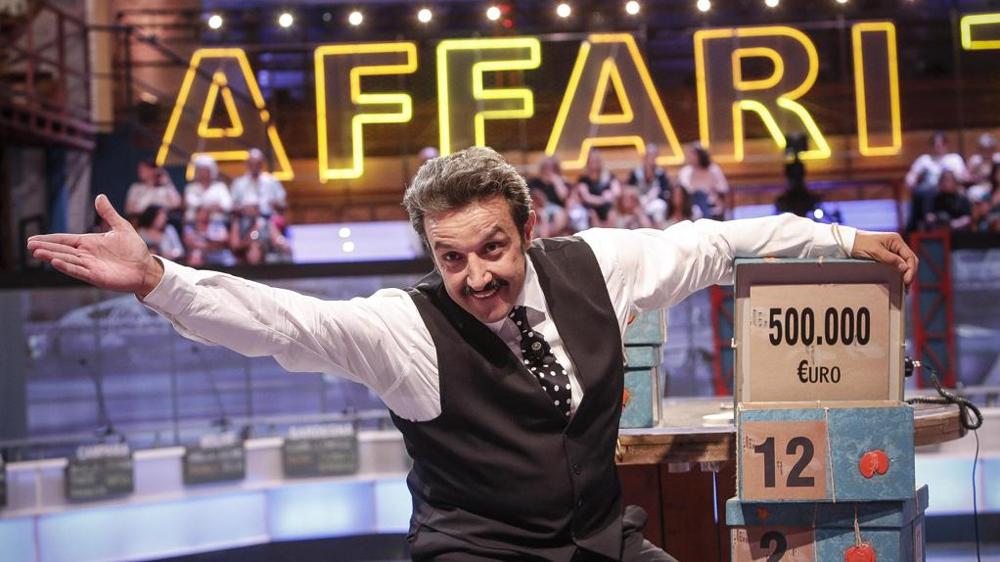 Flavio Insinna, Pupo: "Chiederò i danni morali". E lancia l'hashtag #naniuniti