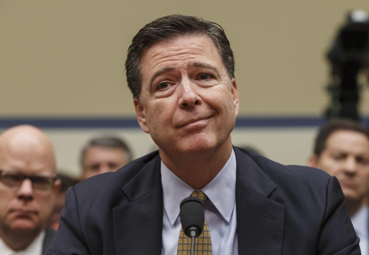 Fbi, James Comey licenziato da Trump: lo scopre dai Tg. Pensava fosse uno scherzo