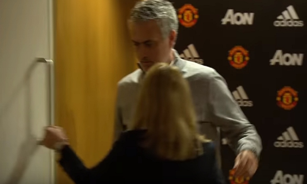 YOUTUBE Mourinho e la conferenza stampa più breve di sempre: 11 secondi