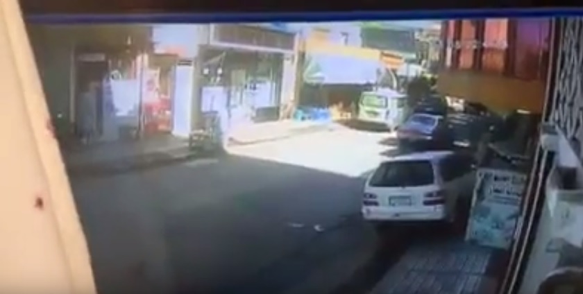 YOUTUBE Kabul, l'esplosione in un video delle telecamere di sicurezza