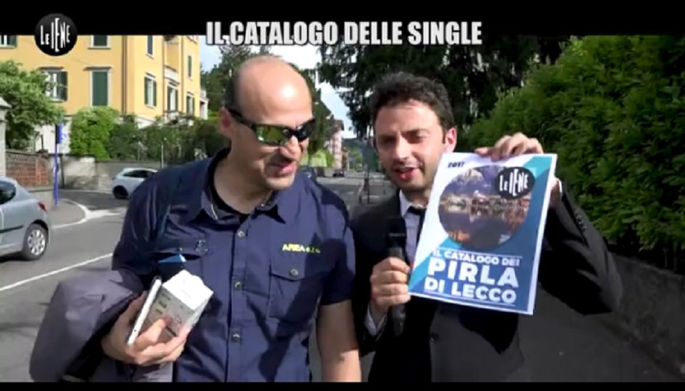 Le Iene, intervista le donne nel catalogo delle single di Lecco e rilancia: "Catalogo dei pirla"