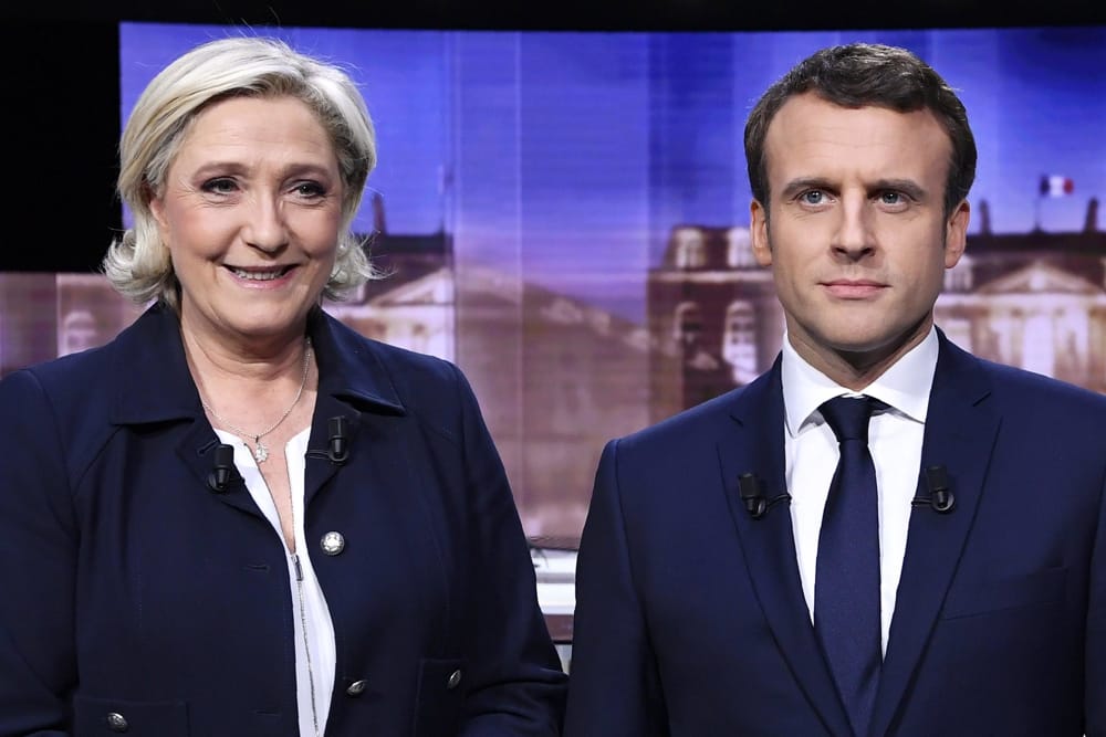Elezioni Francia, Macron favorito nei sondaggi col 62%. Marine Le Pen rallenta